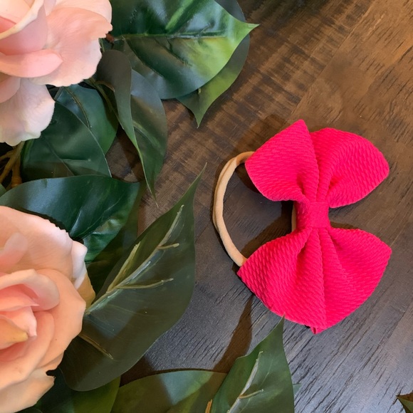 Nylon bow headband. - Picture 4 of 4